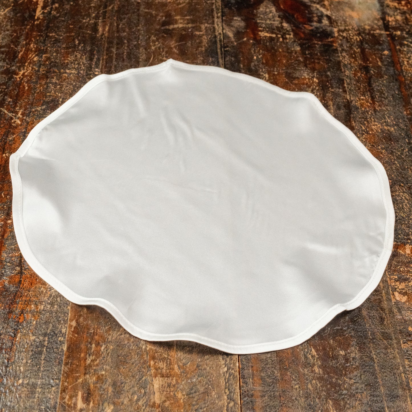 White Legacy Round